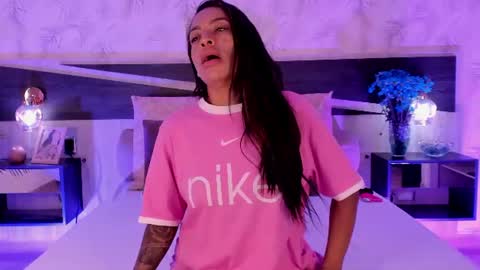 Snapshot of natalia_cruzz chatting on 07-21-26, 12:18 Nata online show from 07-21-26, 12:18