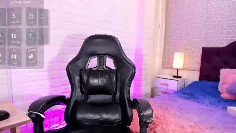 Natalia Kiss online show from 07-22-26, 04:21