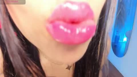 Natalia Leon online show from 11-08-25, 04:23