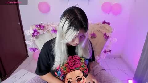 Nataliua Henao online show from 10-27-25, 02:04