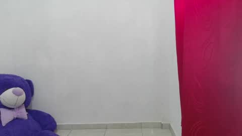 nataliavela online show from 04-19-26, 06:10