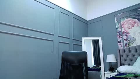 Snapshot of natalie_bitton chatting on 01-04-25, 02:04 Natalie online show from 01-04-25, 02:04