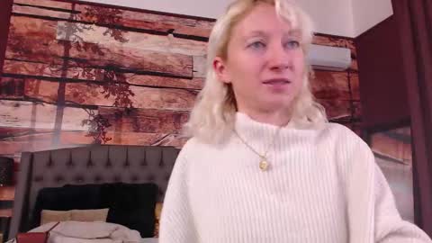 Natalie online show from 01-12-26, 11:59