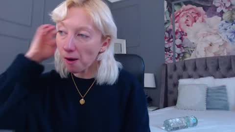 Natalie online show from 02-11-26, 08:08