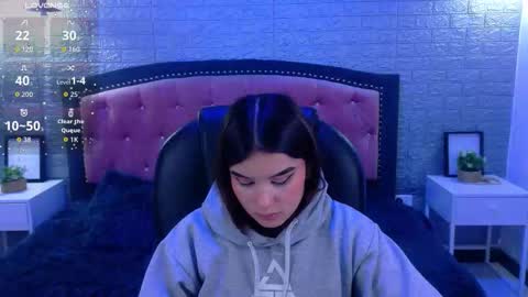 natalie  online show from 11-10-25, 02:54