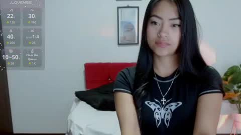 Nataly Escobar online show from 11-28-25, 01:25