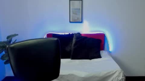 Nataly Escobar online show from 02-03-26, 01:16