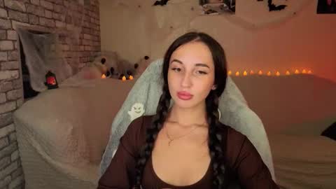 Snapshot of natalyfreman chatting on 10-18-25, 10:32 Nataly online show from 10-18-25, 10:32