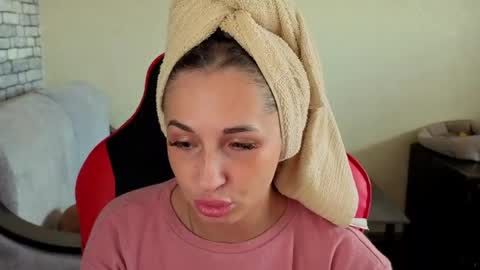 Nataly online show from 05-02-26, 07:57