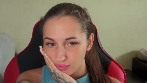 Snapshot of natalyfreman chatting on 05-27-26, 06:54 Nataly online show from 05-27-26, 06:54