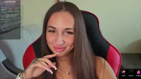 Snapshot of natalyfreman chatting on 06-19-26, 05:56 Nataly online show from 06-19-26, 05:56