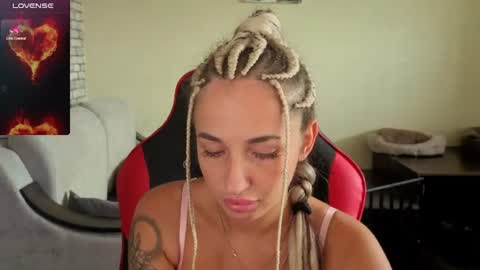 Snapshot of natalyfreman chatting on 07-25-26, 10:24 Nataly online show from 07-25-26, 10:24