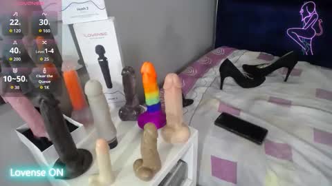 Natasha online show from 10-19-25, 07:25