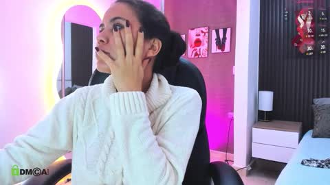 Snapshot of natasha__jackson chatting on 11-20-25, 12:38 natasha online show from 11-20-25, 12:38