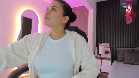 Snapshot of natasha__jackson chatting on 01-13-26, 02:44 natasha online show from 01-13-26, 02:44