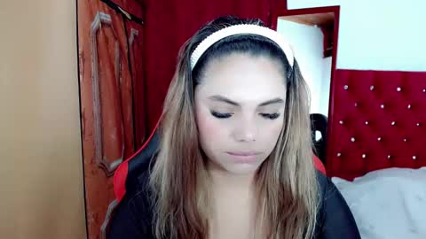 natasha__magics online show from 10-24-25, 01:57