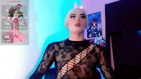 Snapshot of natasha_clifford chatting on 05-19-26, 07:20 natasha_clifford online show from 05-19-26, 07:20
