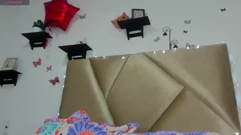 Snapshot of natasha_jurado chatting on 02-27-25, 02:42 N A T A S H A  online show from 02-27-25, 02:42