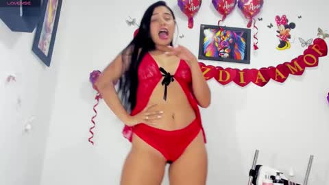 Snapshot of natasha_jurado chatting on 03-09-25, 01:04 N A T A S H A  online show from 03-09-25, 01:04