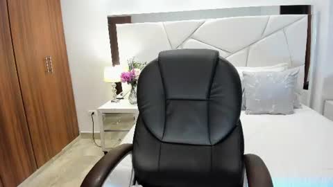 Snapshot of natasha_kiim_ chatting on 06-28-26, 03:12 natasha kiim online show from 06-28-26, 03:12