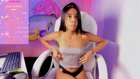 Natasha  online show from 03-01-25, 09:59