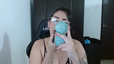 Natasha Smithe  online show from 02-23-25, 10:09