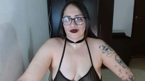 Natasha Smithe  online show from 06-27-26, 12:15