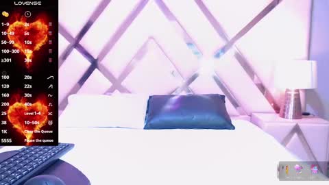 nathalia online show from 09-10-25, 08:20