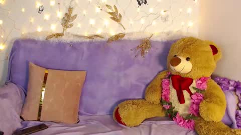 nathalia online show from 10-18-25, 12:39