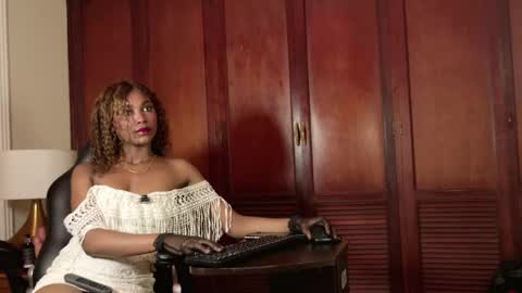 nathalia online show from 04-11-26, 04:06