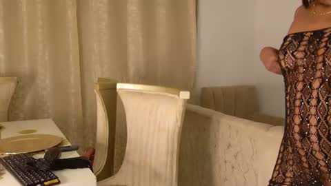 nathalia online show from 06-21-26, 09:23