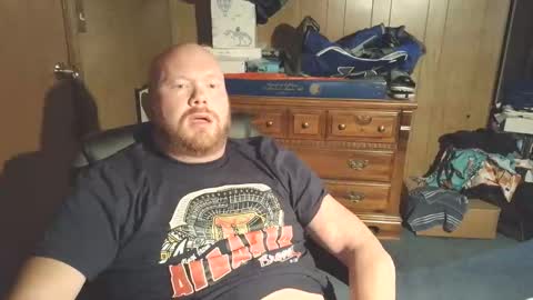 Snapshot of nate_b99 chatting on 05-19-26, 01:56 Nate online show from 05-19-26, 01:56