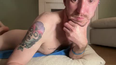 Snapshot of naterando chatting on 05-23-26, 02:28 naterando online show from 05-23-26, 02:28
