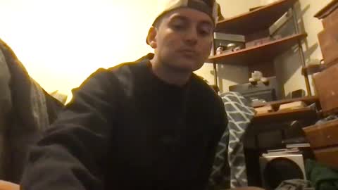 Snapshot of natetheexplorer chatting on 09-27-25, 11:21 natetheexplorer online show from 09-27-25, 11:21