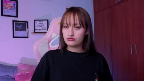 Snapshot of nathalia_ramirez_ chatting on 05-09-26, 03:23 Nathalia Ramirez online show from 05-09-26, 03:23