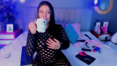 Snapshot of nathalia_stone_ chatting on 07-02-26, 03:34 nathalia stone online show from 07-02-26, 03:34