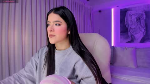 NATHALIE online show from 11-28-25, 11:13