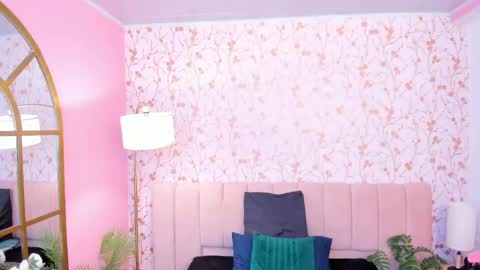 nathalie rossel online show from 04-21-26, 07:06