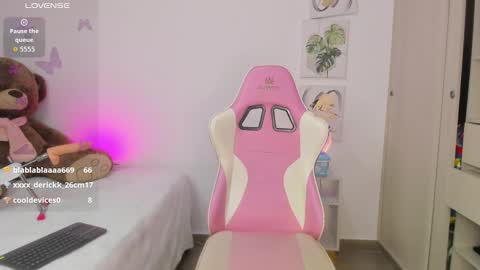 nathaly_evans18 online show from 10-07-25, 06:32