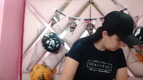 nathaly low online show from 10-21-25, 03:07