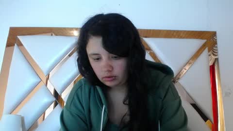 nathaly low online show from 04-06-26, 12:50