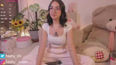 Snapshot of nathaly_star04 chatting on 06-10-26, 12:00 online show from 06-10-26, 12:00
