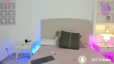 NATHALY  online show from 10-20-25, 10:49