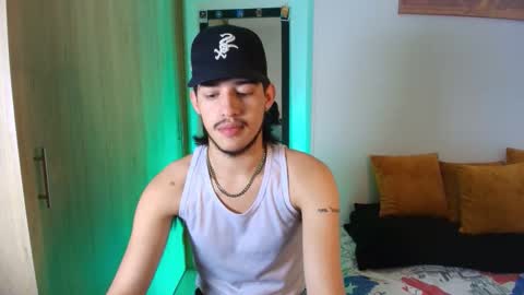   online show from 12-05-25, 11:08