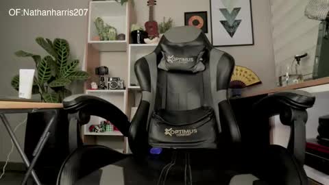 Nathan Harris online show from 11-02-25, 01:19