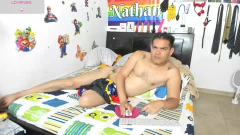 Snapshot of nathannathaniel chatting on 05-14-26, 10:27 nathan nathaniel online show from 05-14-26, 10:27