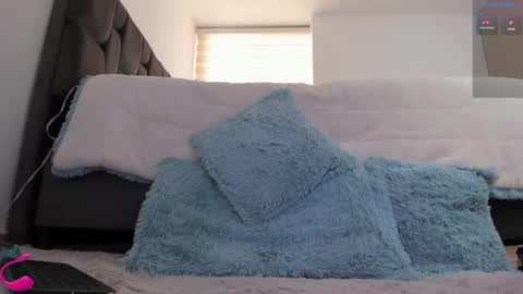 Natasha online show from 02-14-25, 12:25