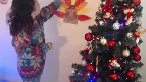 Nathalia online show from 11-27-25, 09:06