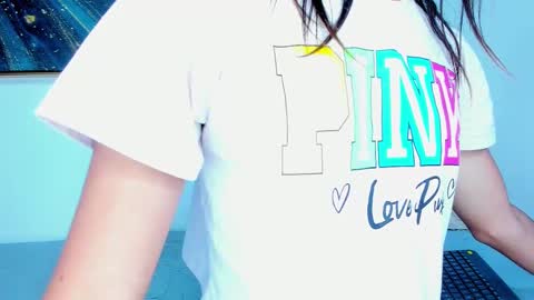 Snapshot of nati_sm chatting on 03-12-25, 12:26 Nati online show from 03-12-25, 12:26