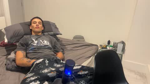 native_boy2 online show from 03-17-26, 05:38